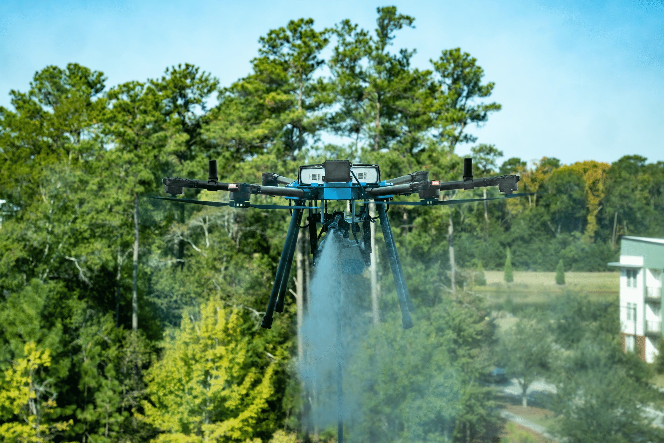 Drone power washing